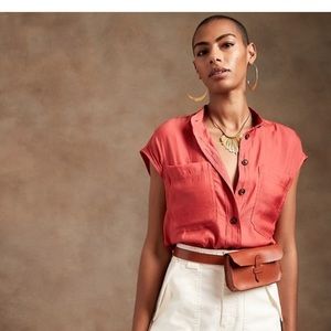 Banana Republic Sleeveless Shirt